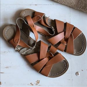 Women’s Saltwater sandals size 9